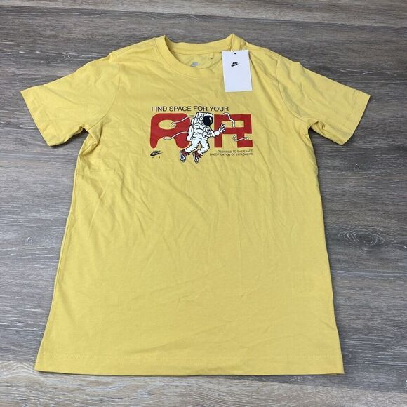 Nike The Nike T-Shirt Cotton AIR FN9618 Mod. Tee Air 1 - Yellow Size Large Read - Picture 1 of 7